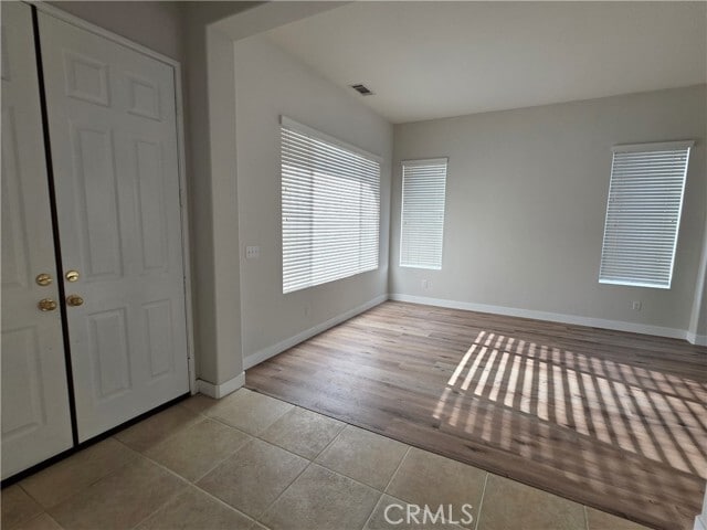 Building Photo - 7853 La Tour Ct