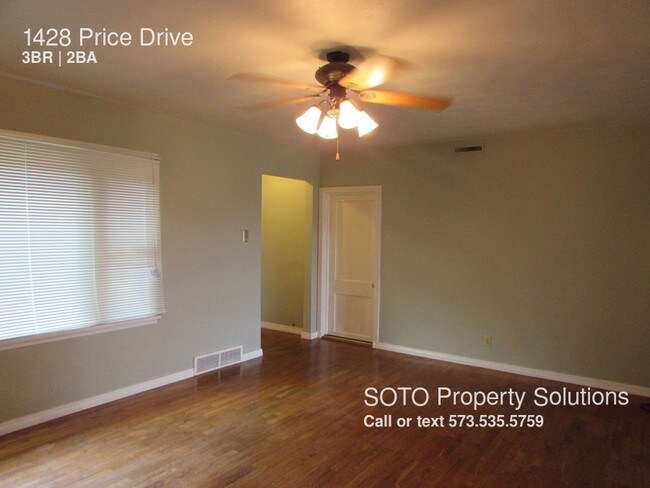 Building Photo - 1428 Price Dr