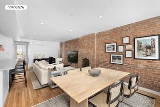 Building Photo - 43 Park Pl