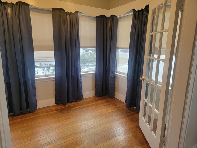 Foto del edificio - 1054 Washington St