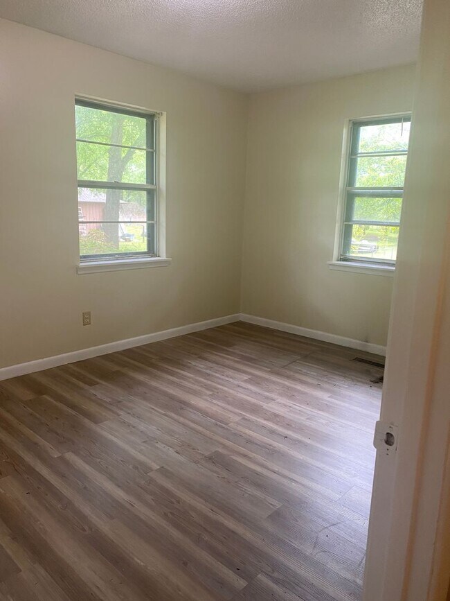 Foto del edificio - 3 Bedroom 1 1/2 Bath