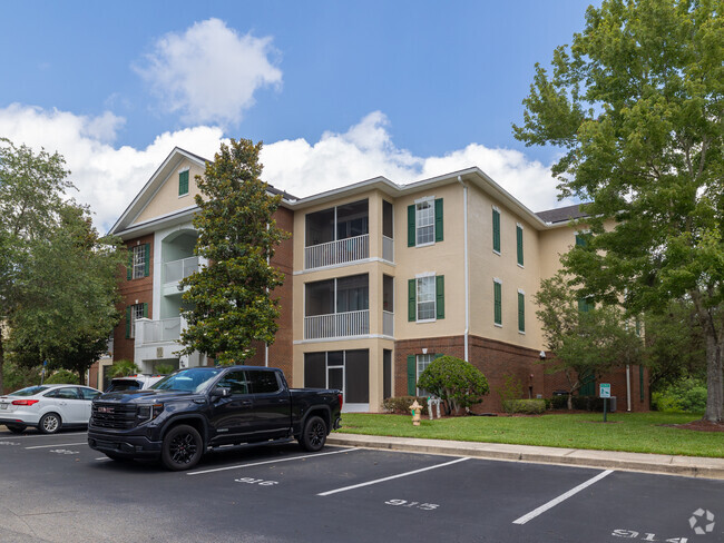 Alterno - The Preserve at Oakleaf