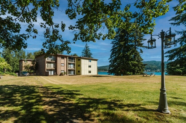 Grounds - Old Mill Village