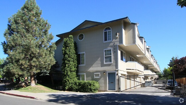 Cottages At Glenda Apartments Reno Nv Apartments Com