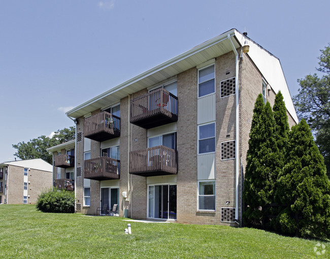 Top of the Hill Apartments Apartments - Feasterville, PA | Apartments.com