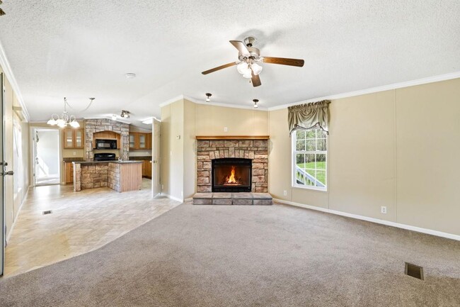 Building Photo - 267 Maddux Farm Dr