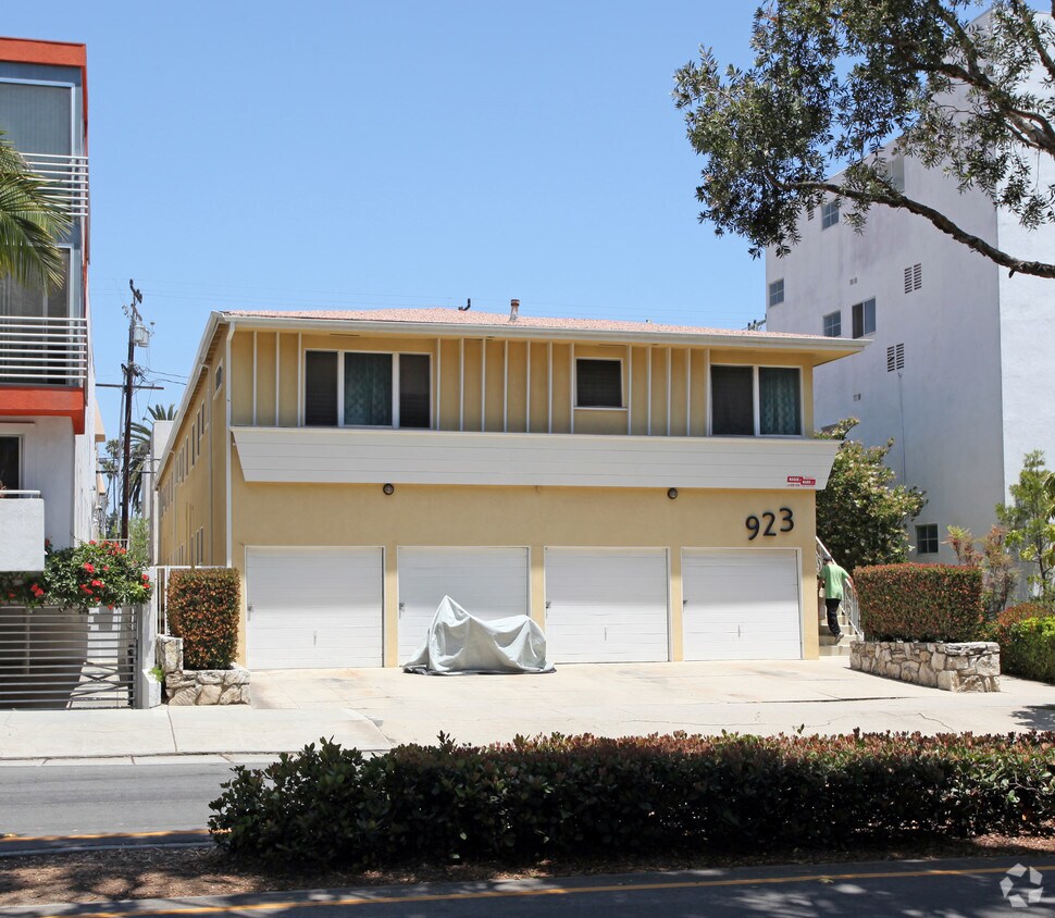Primary Photo - 923 2nd St