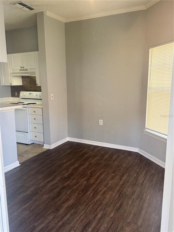 Foto del edificio - 1726 Arbor Lakes Cir