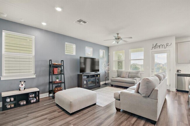 Foto del edificio - 7507 Grand Linden Wy
