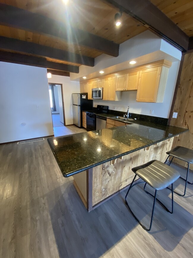 Building Photo - 155 Kahle Dr