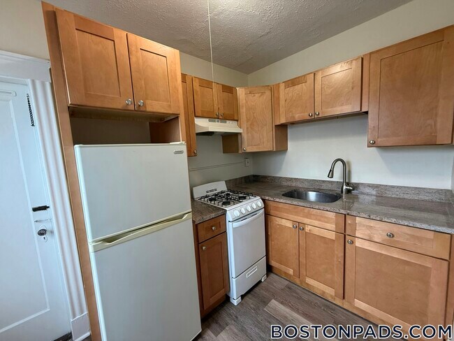 Foto del edificio - 349 Pleasant St