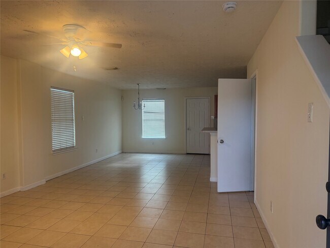 Building Photo - 21219 Grand Linden Ct