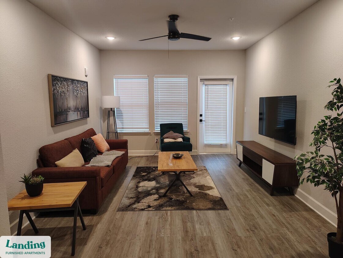 Foto principal - 120 NW 148th Terrace