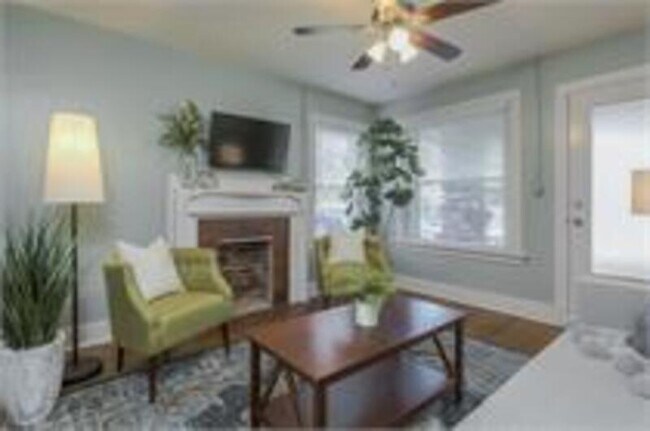 Foto del edificio - 3718 Warwick Blvd