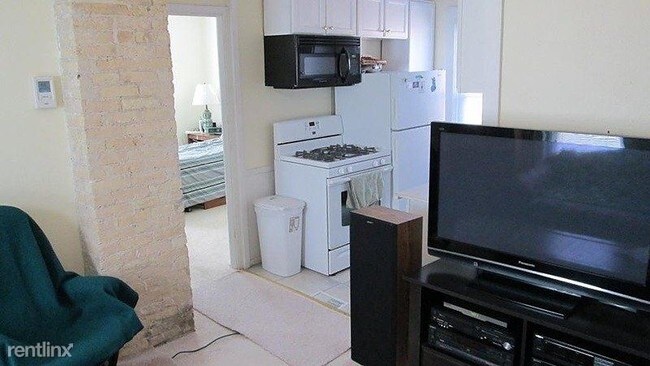 Foto del edificio - 352 E Lincoln Ave