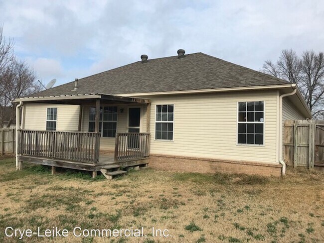 Building Photo - 3 br, 2 bath House - 27 Lilac Lane