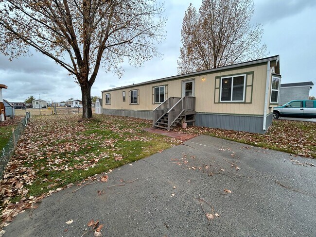 Foto del edificio - 2 Bedroom 1 Bath House with Washer and Dry...