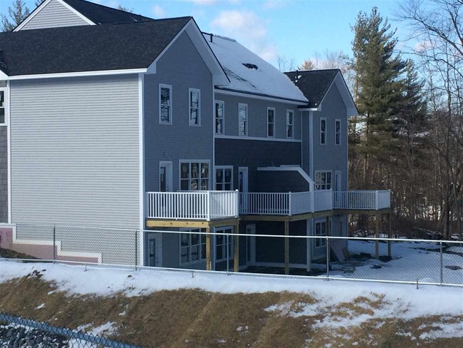 Foto del edificio - 10 East Ridge Drive
