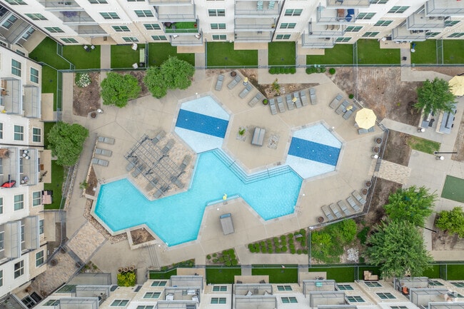 Piscina - Promenade at Las Colinas