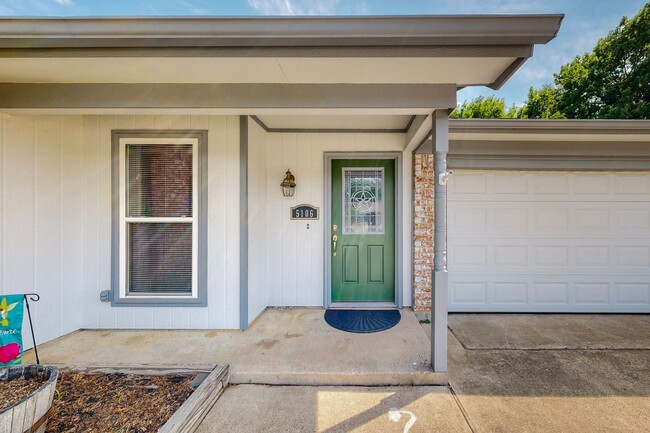 Foto del edificio - Available Mid-June | 3 Bedroom Arlington H...