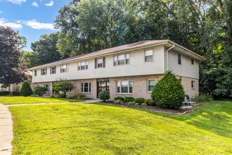 Building Photo - 7225 Euston St