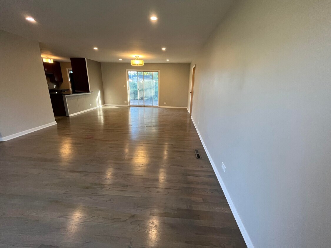 Foto principal - 1734 N Kennicott Ave