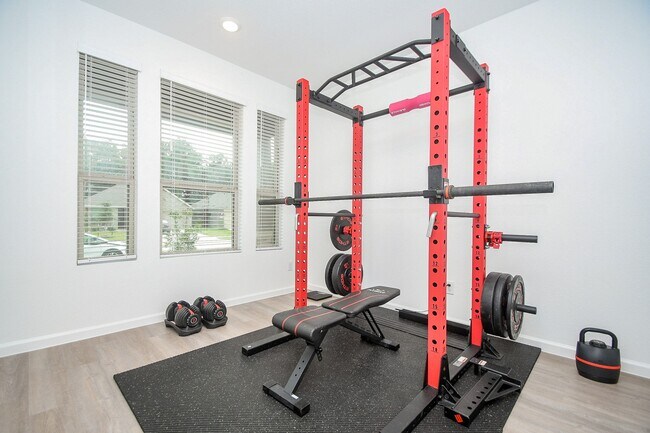 Building Photo - 28722 Mount Bonnell Dr