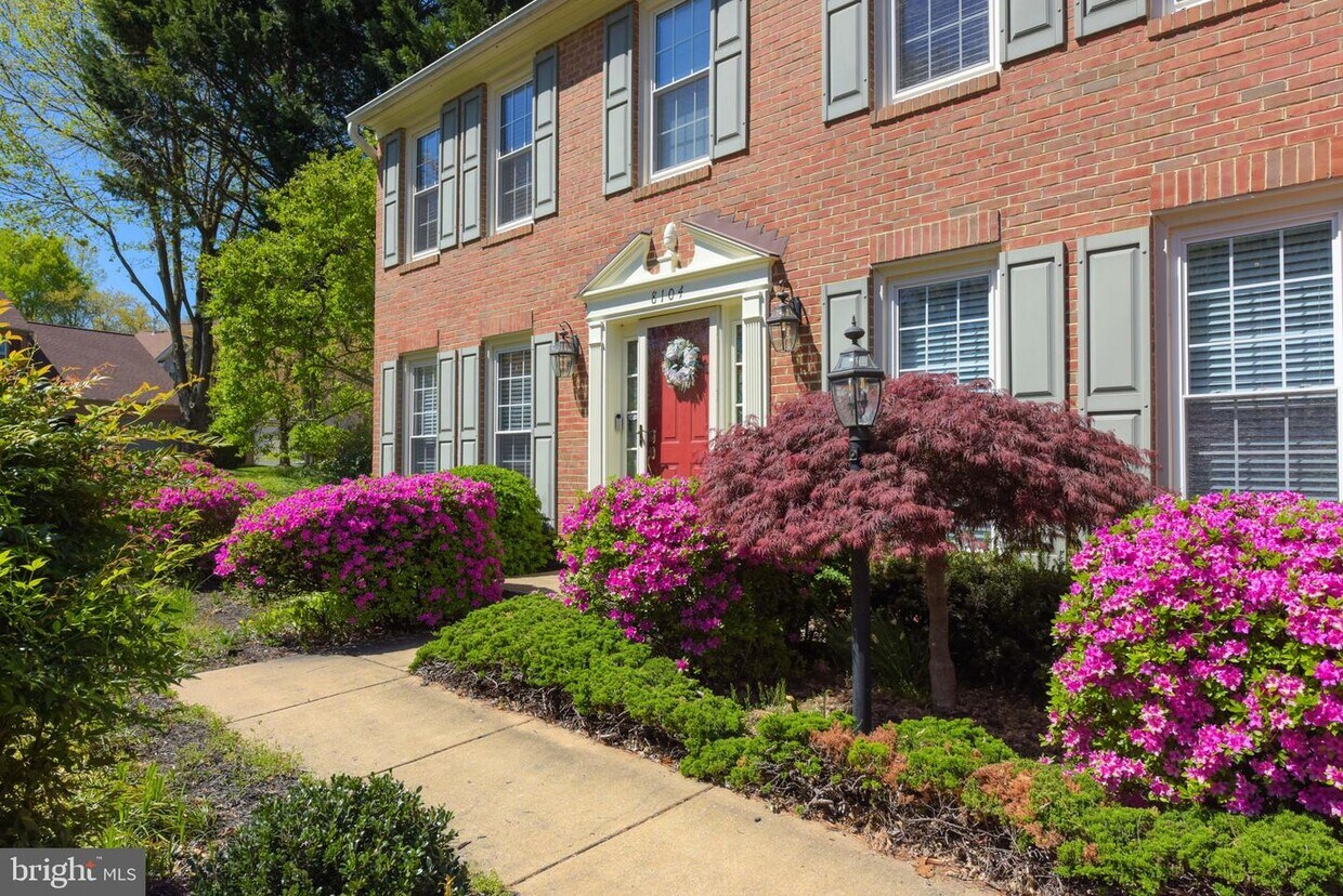 8104 Creekview Dr, Springfield, VA 22153 House Rental in Springfield