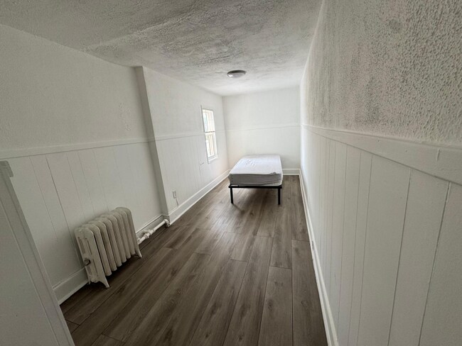 Foto del edificio - 79 Whitehead Ave