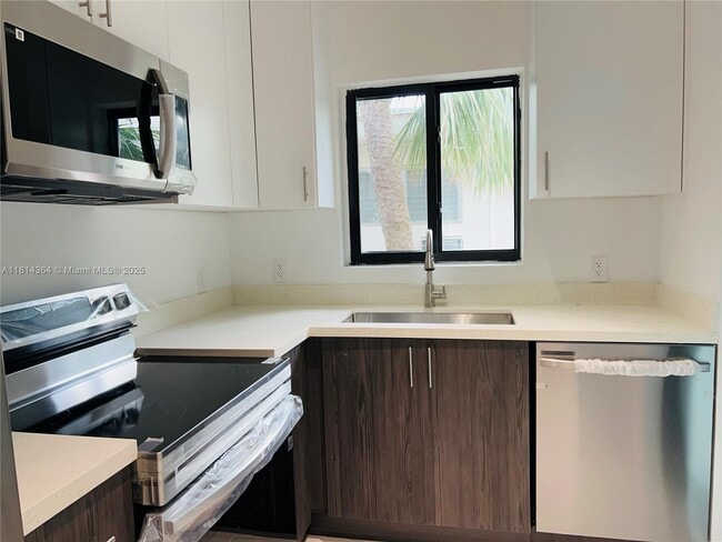 Photo - 1155 102nd St House