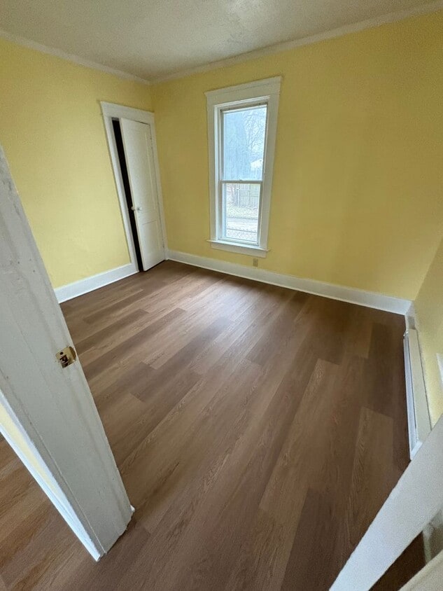 Building Photo - 1806-08 POPLAR