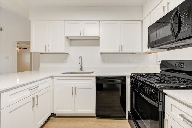 Foto del edificio - 22323 Indian Ridge Dr
