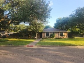 Building Photo - 3410 Whitehall Dr