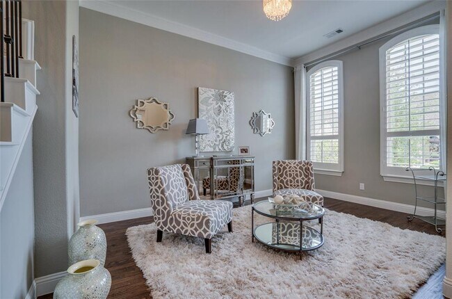 Building Photo - 6216 Savannah Oak Trail