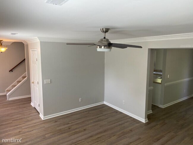 Building Photo - 3 br, 3 bath House - 1984 Presidio Dr.