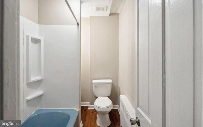 Foto del edificio - 4971 Kershaw St