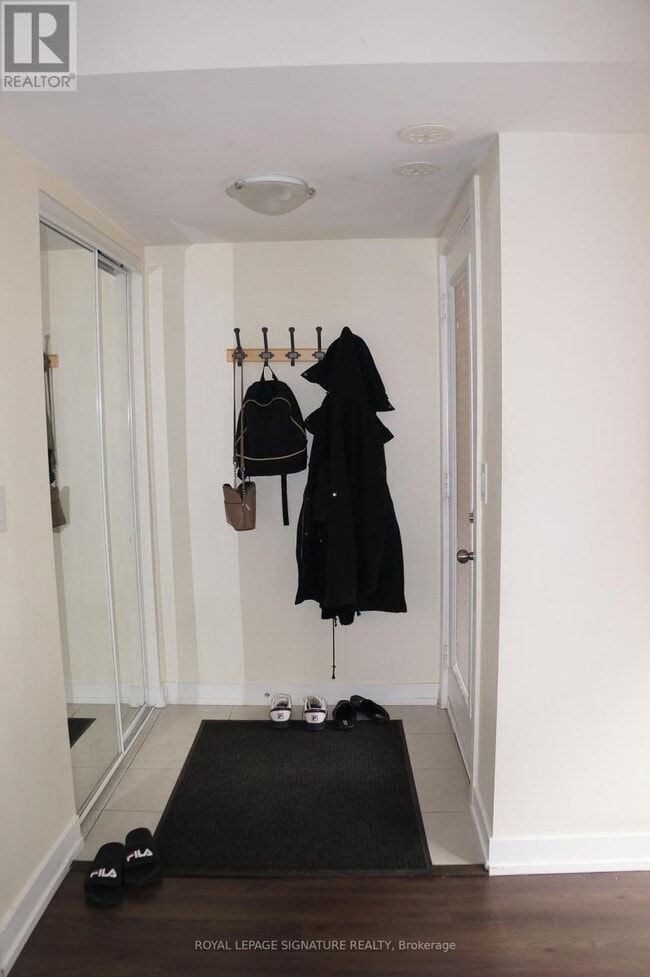 Photo du bâtiment - 10 Dunsheath Wy