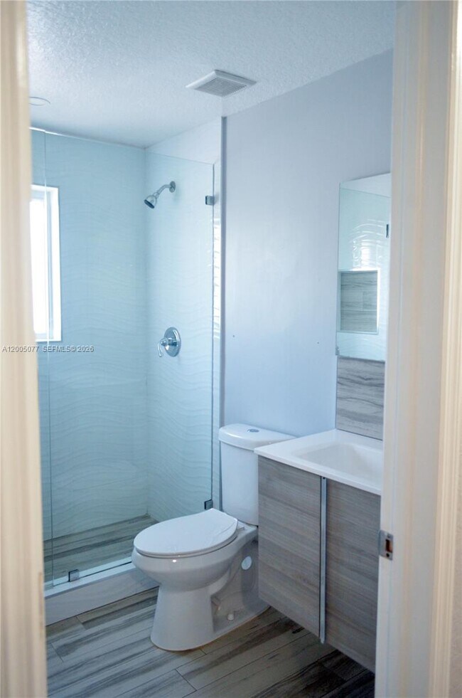 Foto del edificio - 21002 SW 92nd Ct