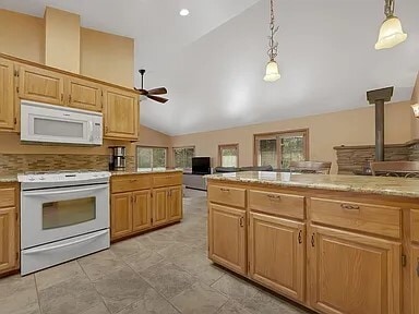 Building Photo - 27326 Cedar Bow Ct