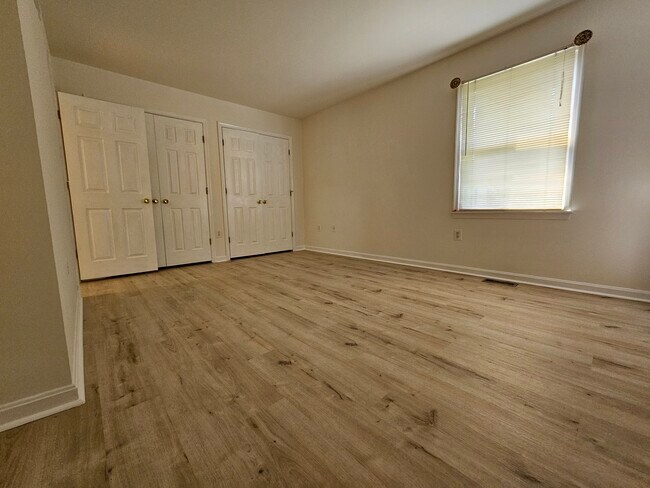 Foto del edificio - 3917 Hawthorne Rd