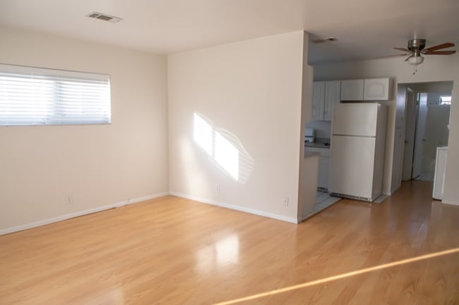 Building Photo - 1753 Centinela Ave