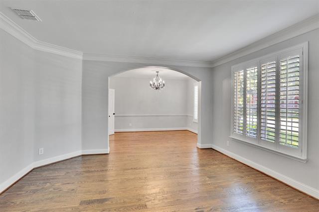 Building Photo - 4017 Saltburn Dr