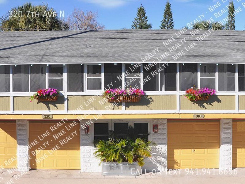 Primary Photo - 320 7th Ave N