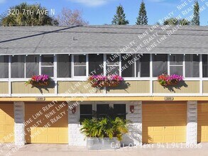 Building Photo - 320 7th Ave N