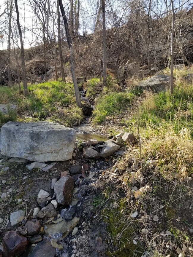 Building Photo - 5418 W State Hwy 96