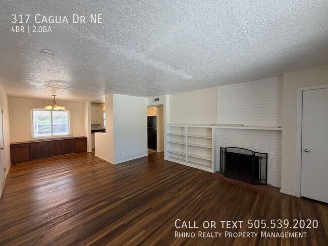 Foto del edificio - 317 Cagua Dr NE