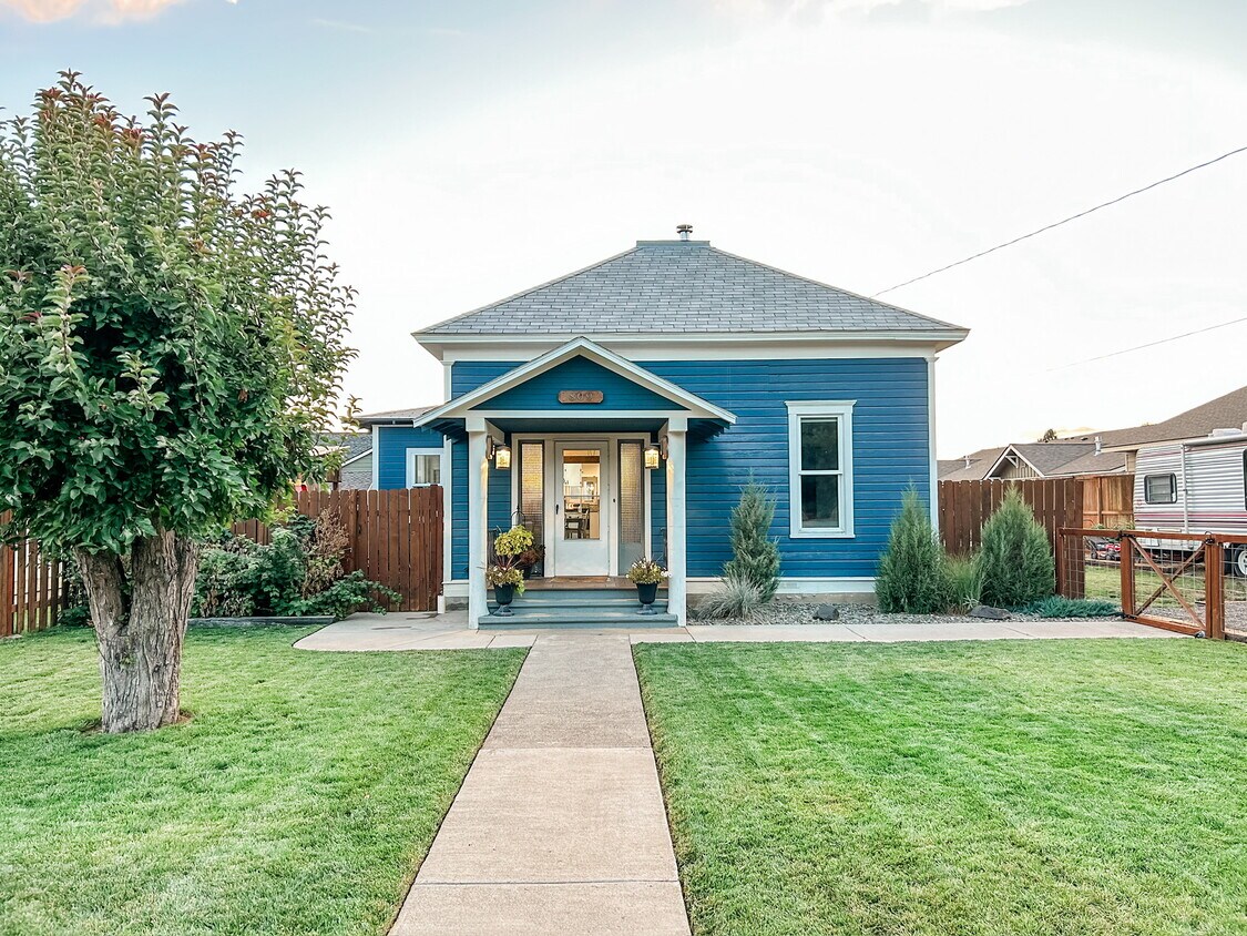 Foto principal - 809 S Willow St