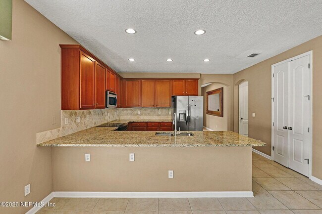 Building Photo - 292 S Field Crest Dr