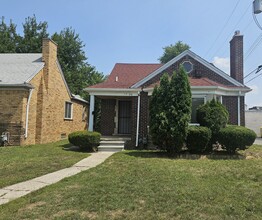 Building Photo - 17126 Ardmore St