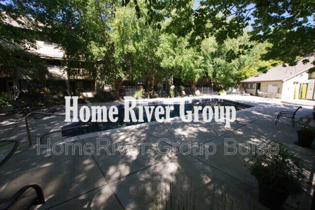 Building Photo - 3687 S Gekeler Ln